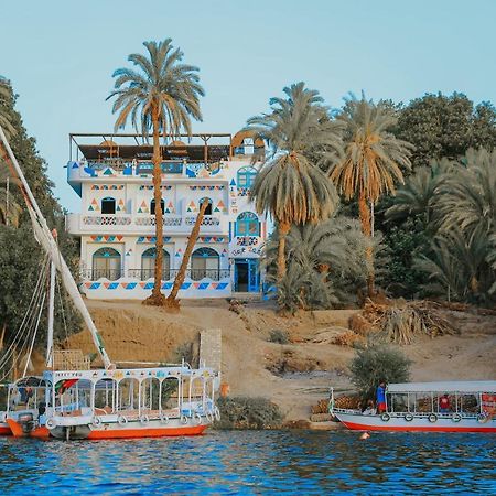 Hotel Bayt Zaina - Nubian Hospitality House à Assouan Extérieur photo